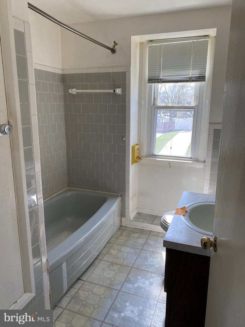 5516 Seward Avenue photo 6