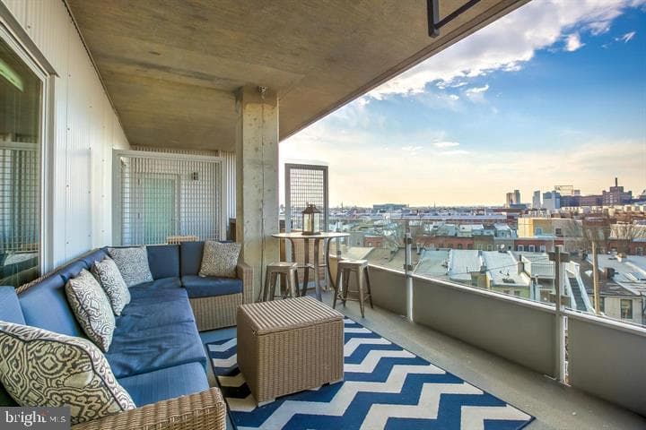 1200 Steuart Street #428 photo 32
