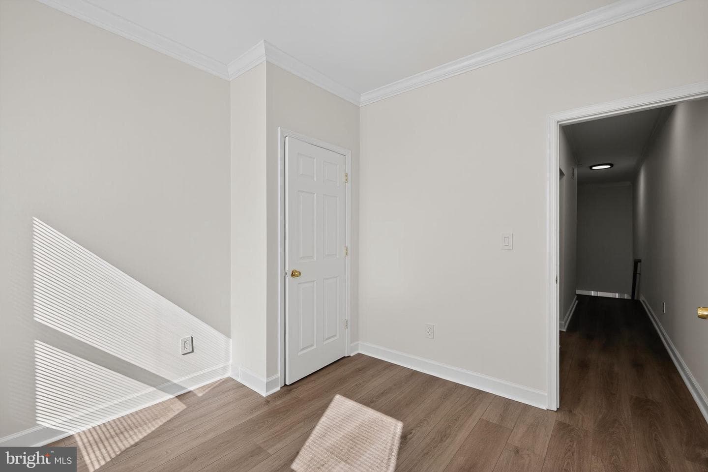 2737 Riggs Avenue photo 21