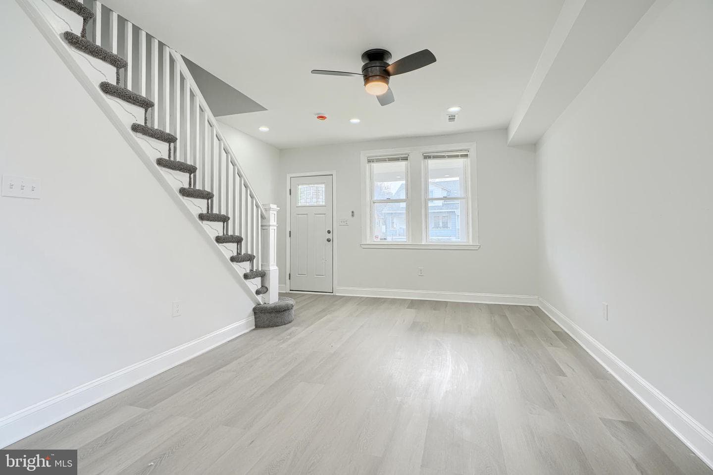 3114 Mary Avenue photo 9