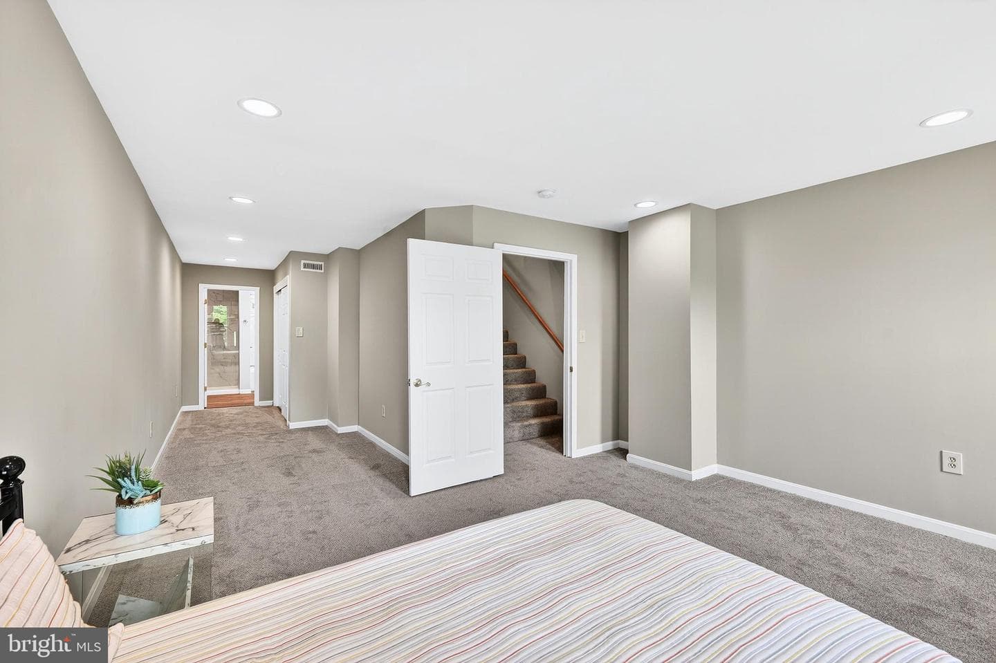 1014 N Broadway photo 17