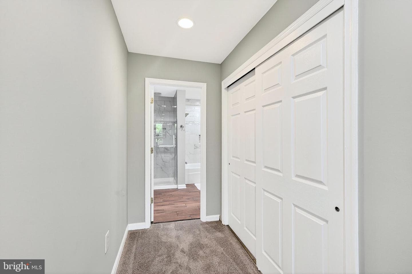 1014 N Broadway photo 23