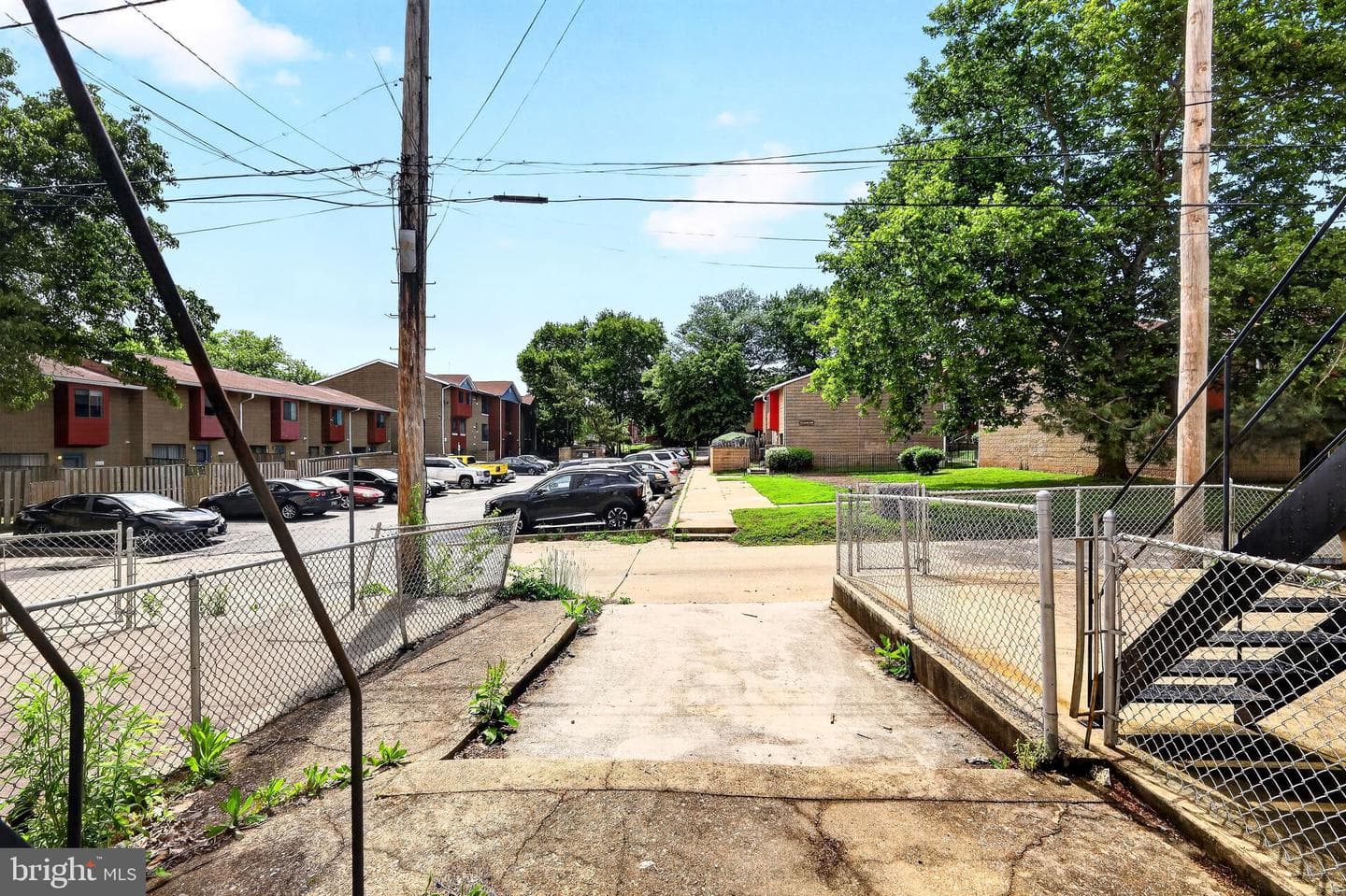 1014 N Broadway photo 37