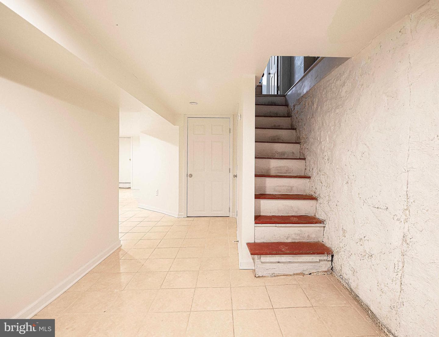 2946 Wyman Parkway photo 22