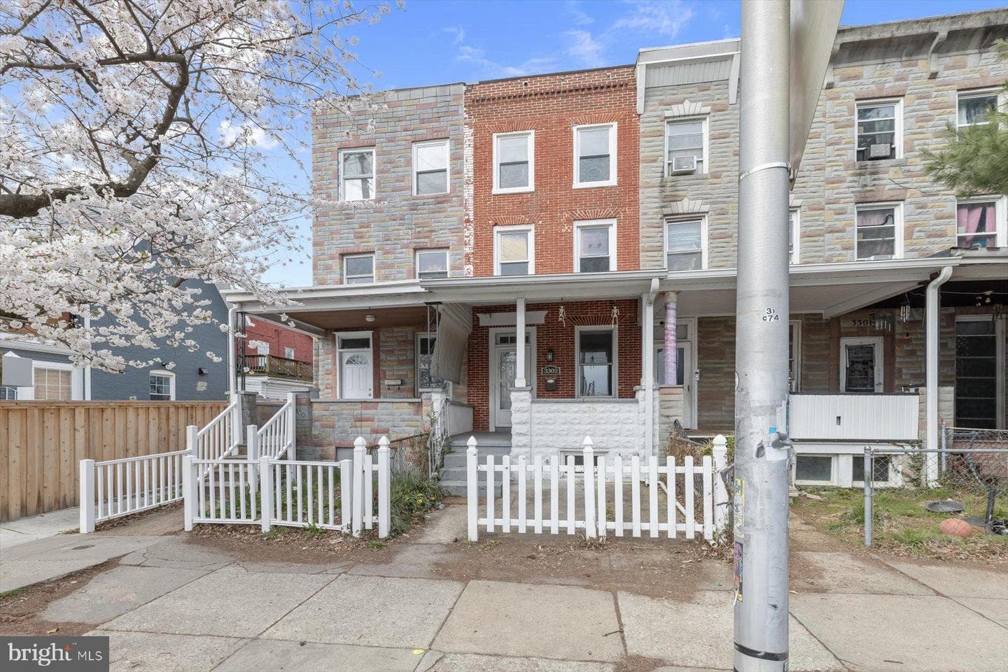 3302 Chestnut Avenue photo 1