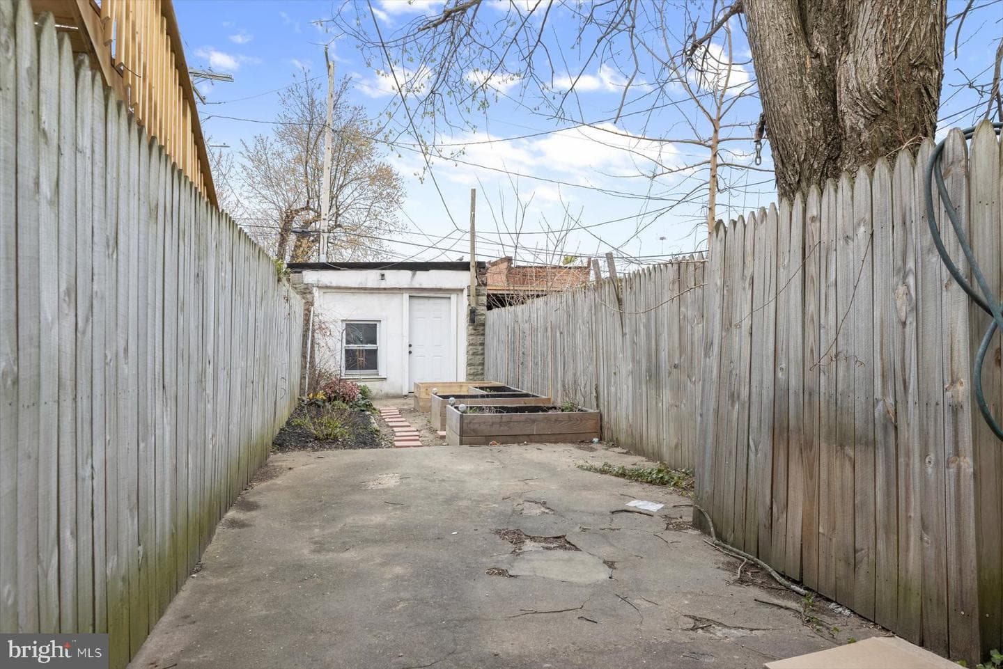 3302 Chestnut Avenue photo 11