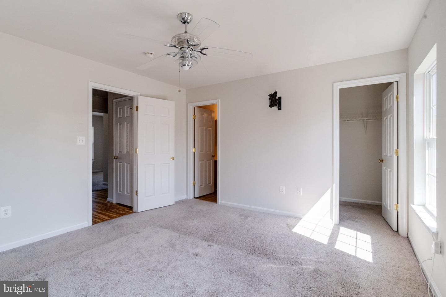 607 Gold Street photo 23