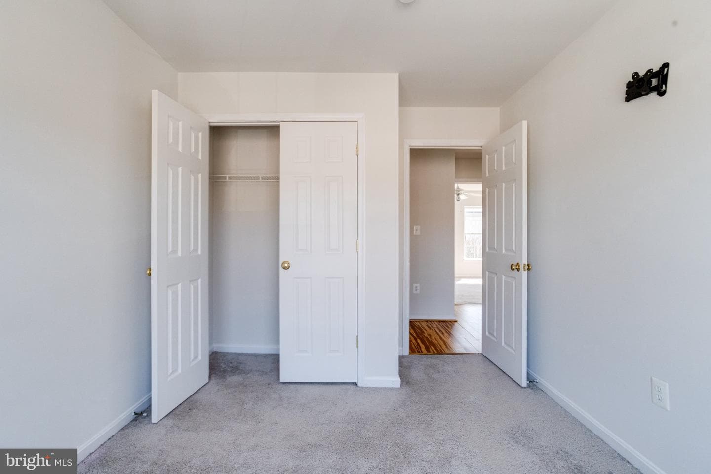 607 Gold Street photo 38