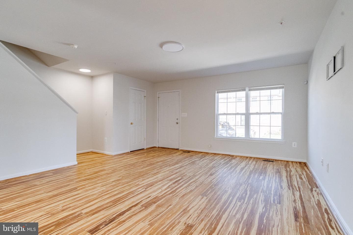 607 Gold Street photo 7