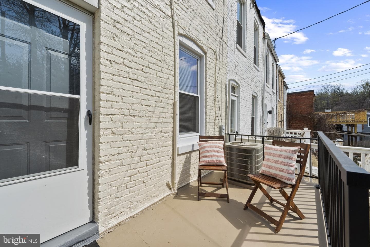 3610 Malden Avenue photo 30