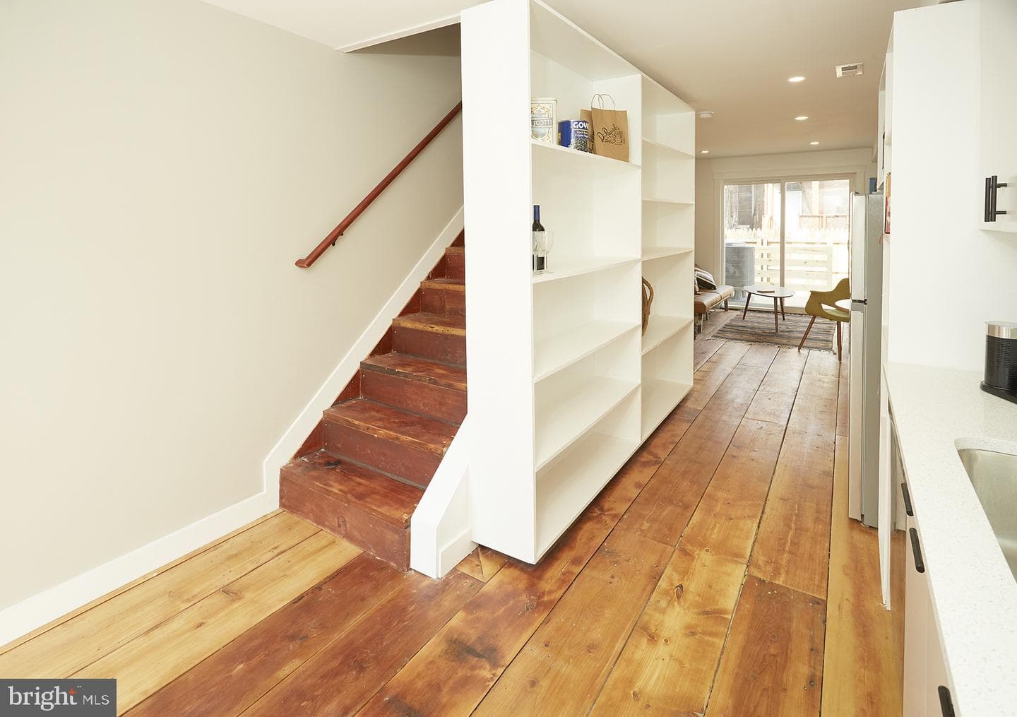 1404 Lemmon Street photo 5