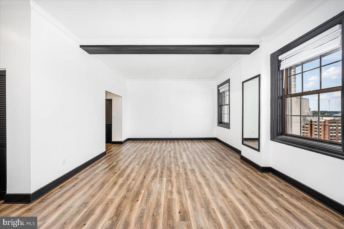 1 E Chase Street #1008 photo 5
