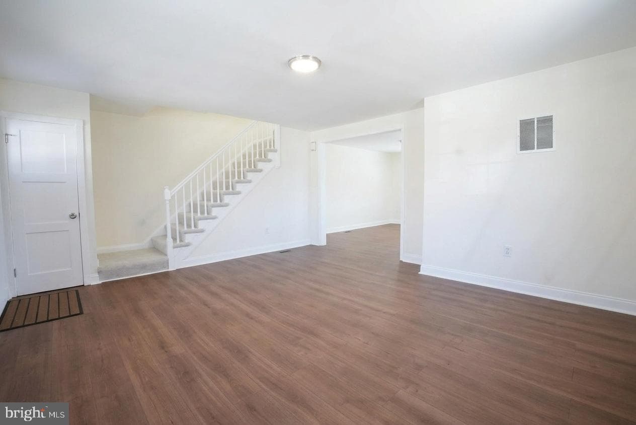 3031 Hanlon Avenue photo 12
