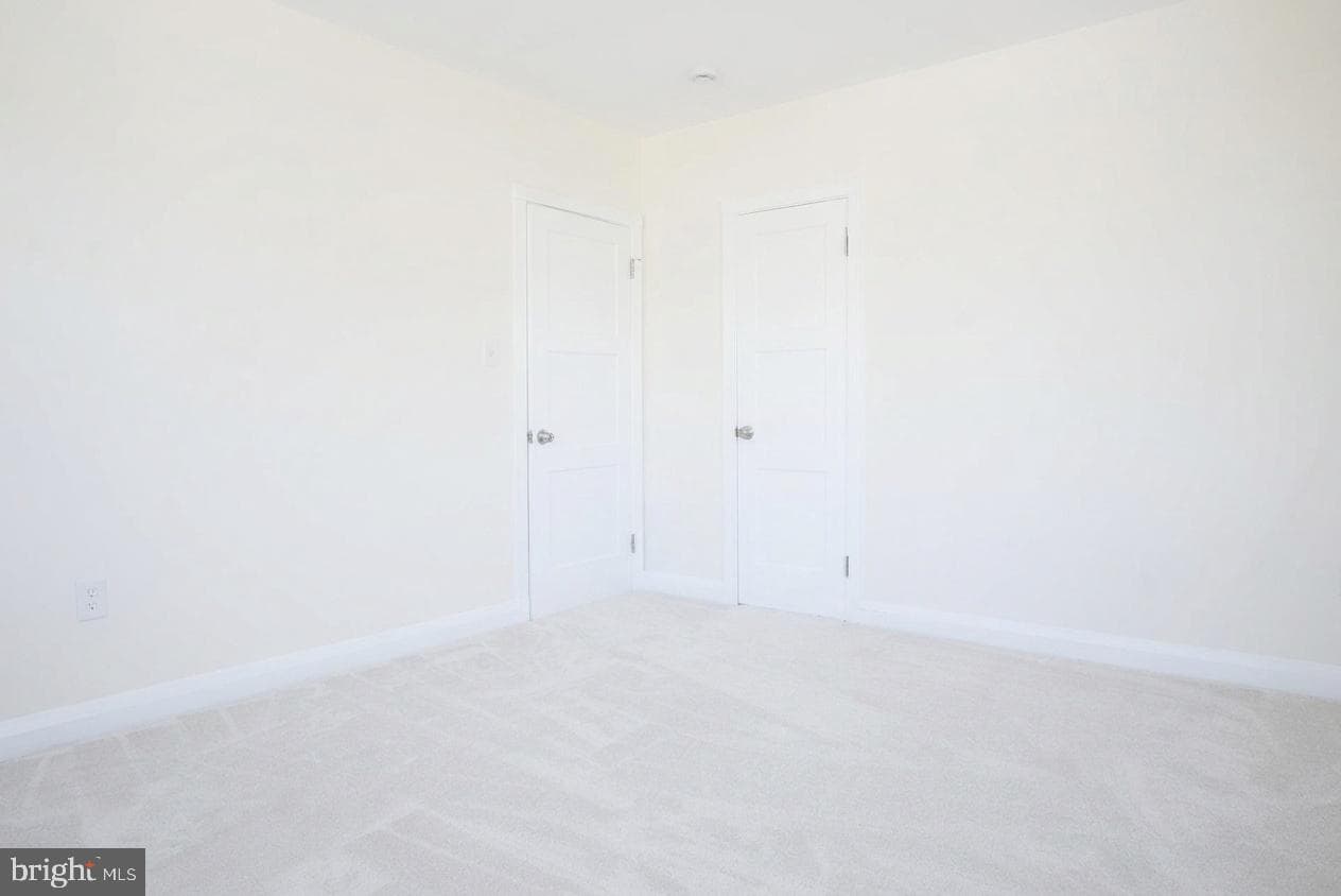 3031 Hanlon Avenue photo 52