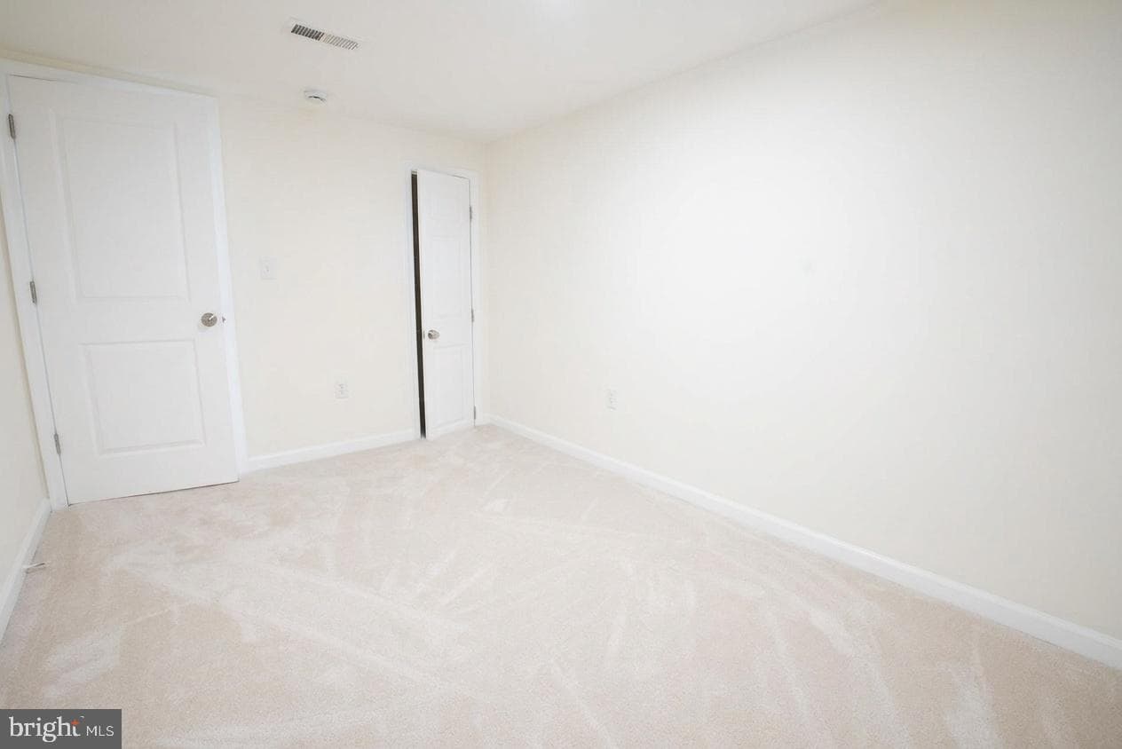 3031 Hanlon Avenue photo 74