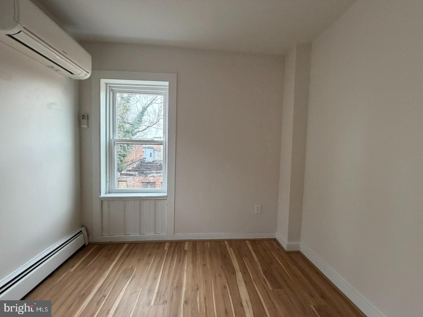 307 S Baylis Street photo 22