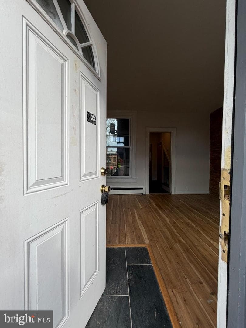 307 S Baylis Street photo 3