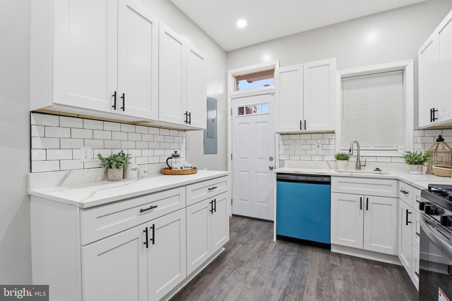 1708 E Federal Street photo 12