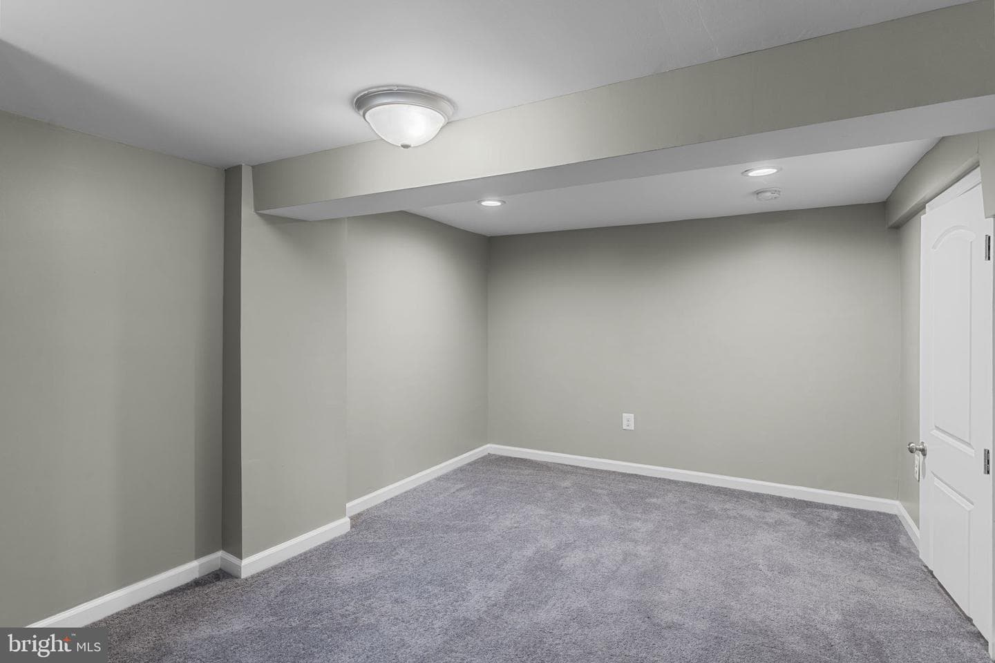 3110 Cliftmont photo 22