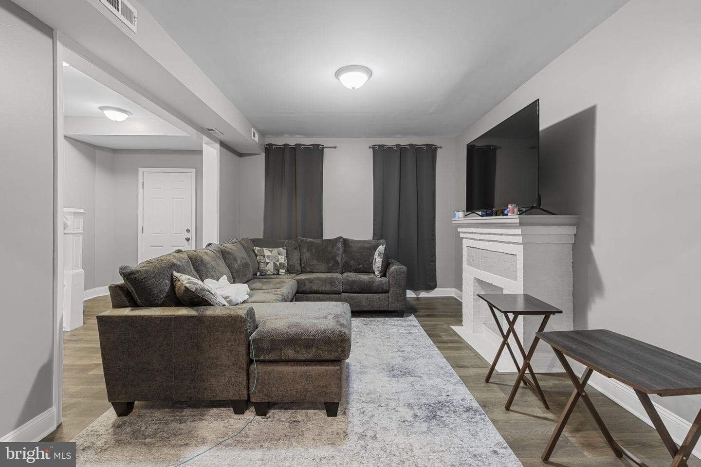 3110 Cliftmont photo 5