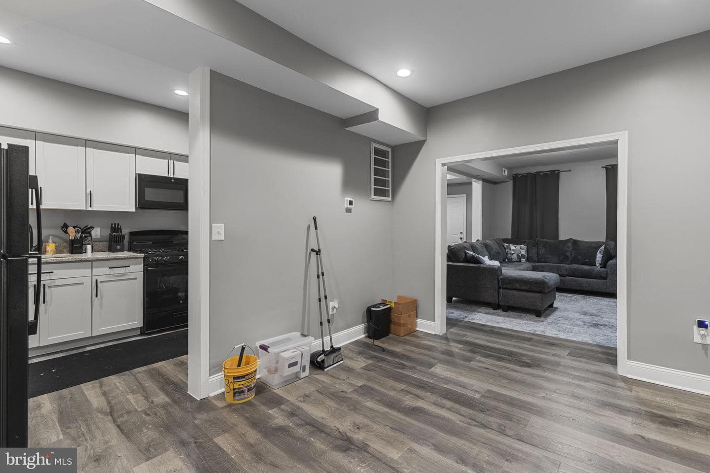 3110 Cliftmont photo 7