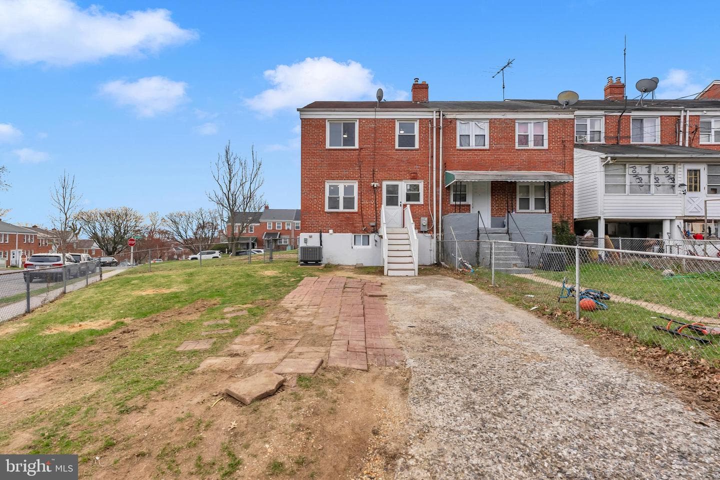 854 Bradhurst Road photo 39