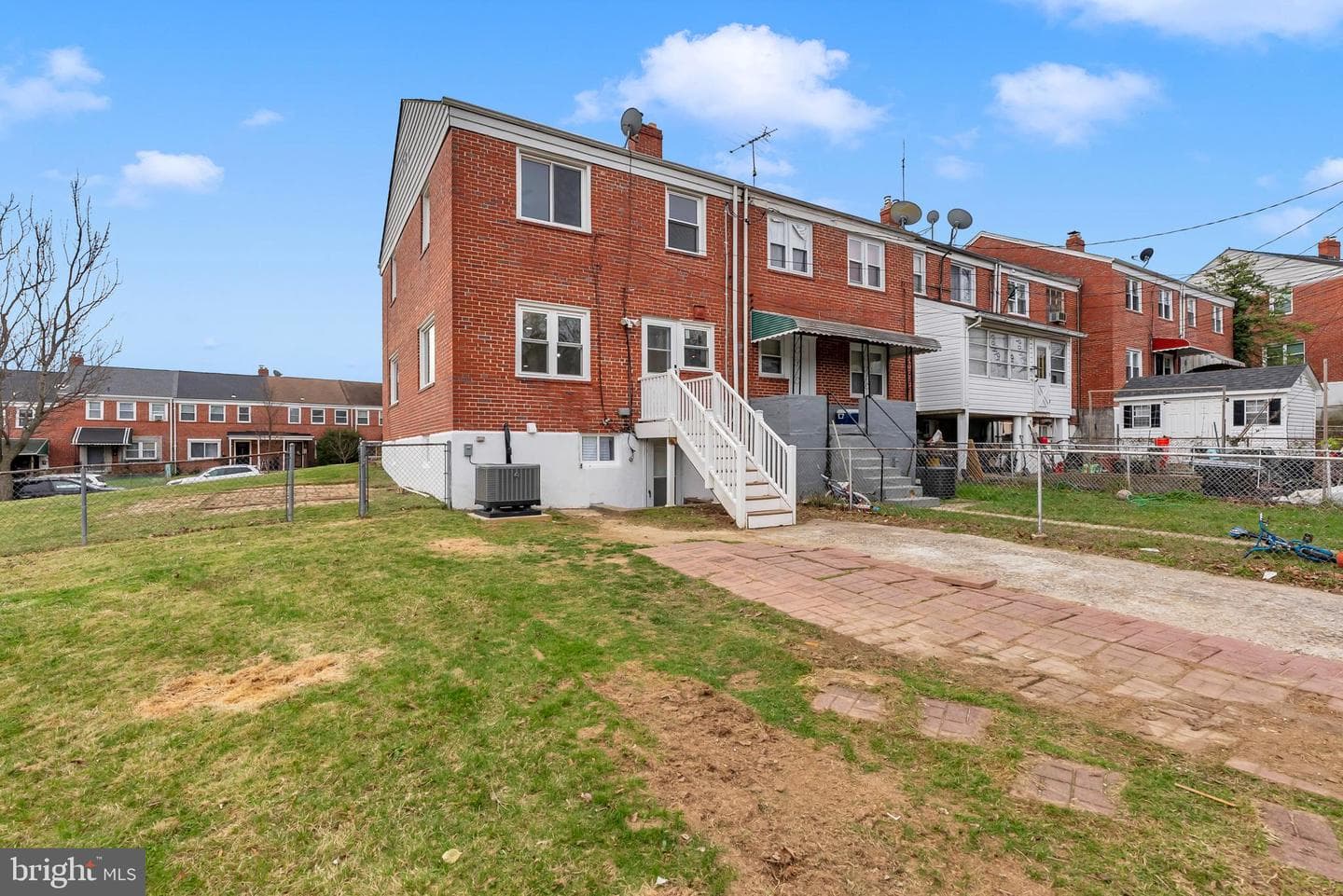 854 Bradhurst Road photo 40