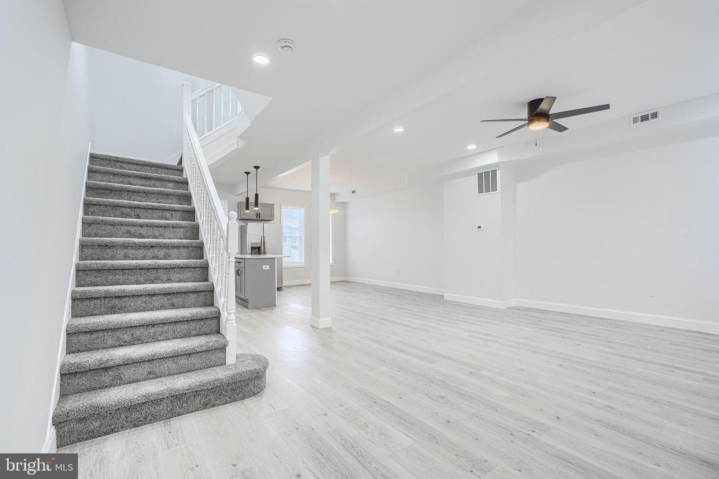 513 Normandy Avenue photo 9
