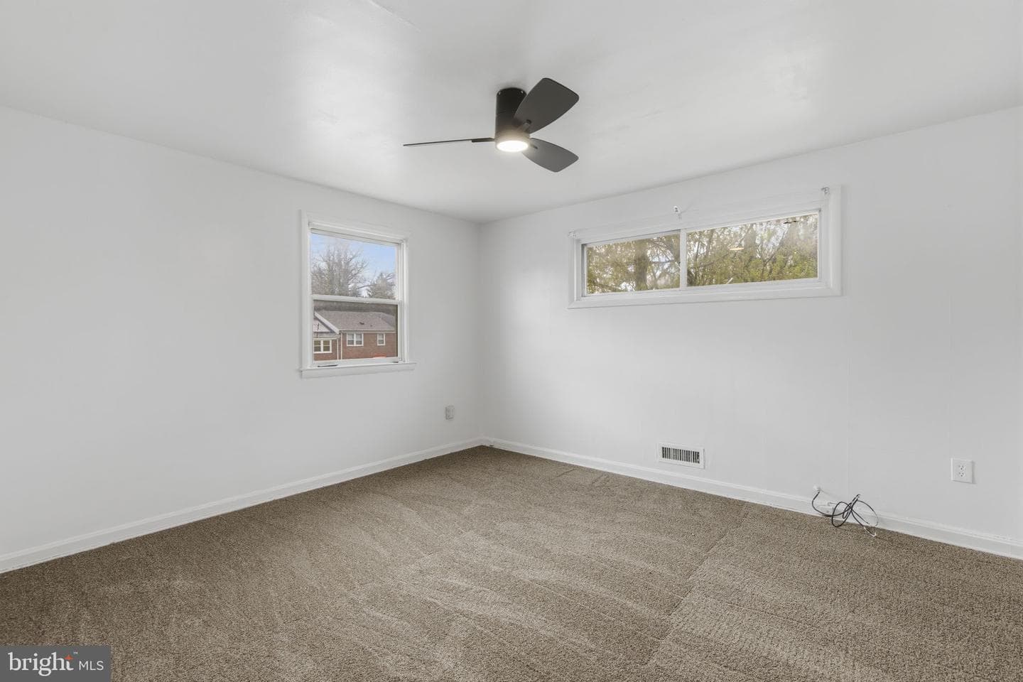 800 Reverdy Road photo 8