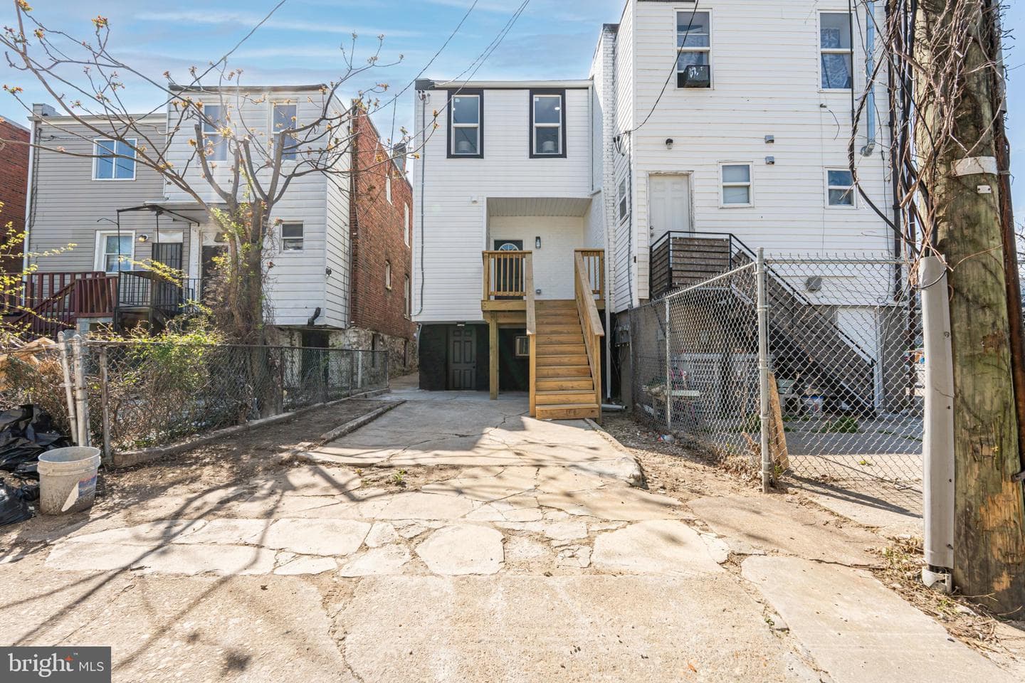 849 N Bentalou Street photo 31
