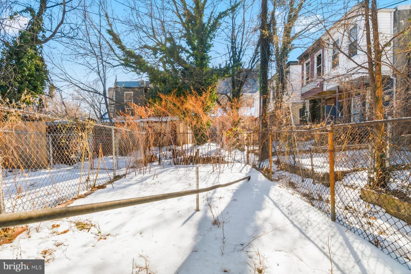 1229 W Saratoga Street photo 24