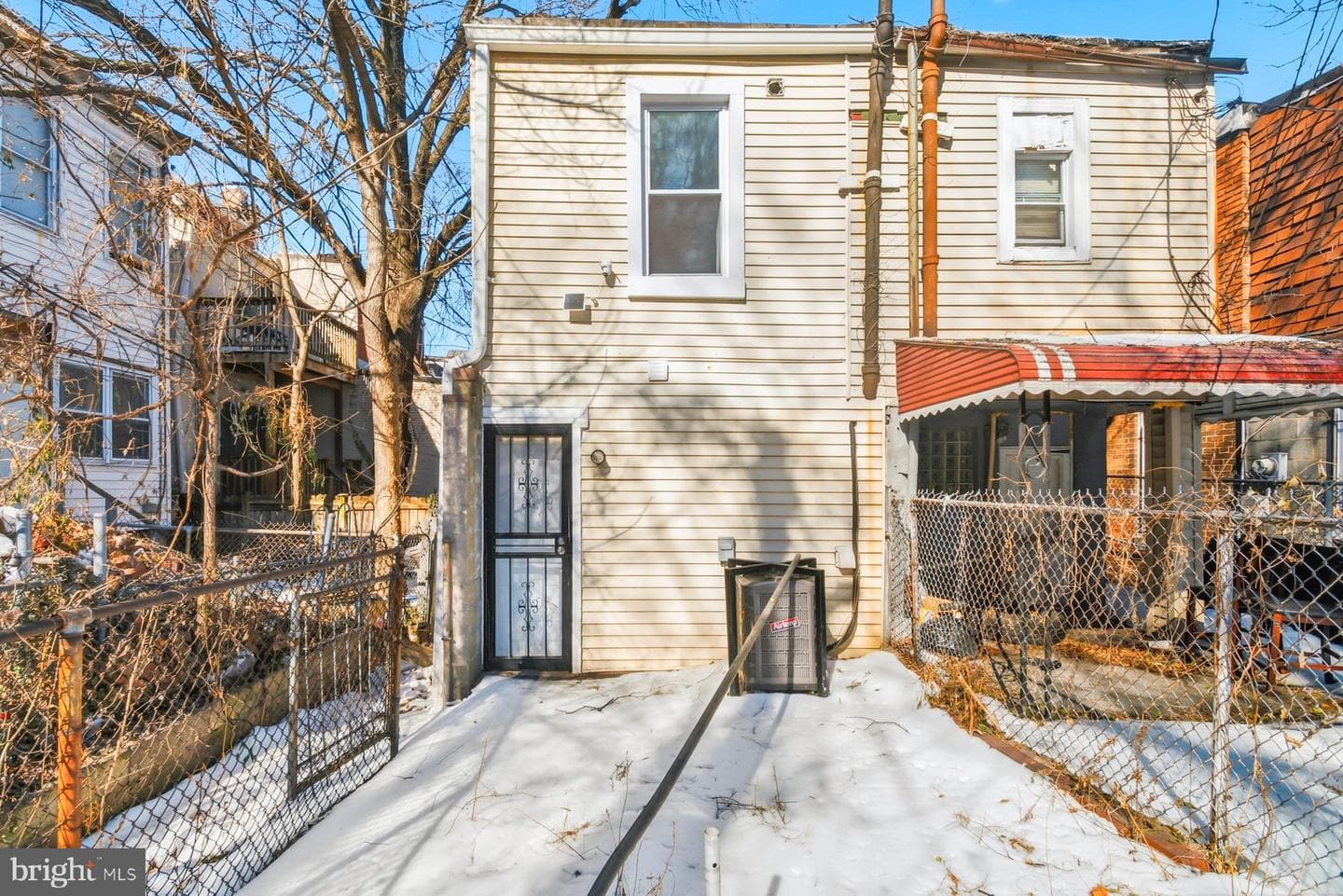 1229 W Saratoga Street photo 25