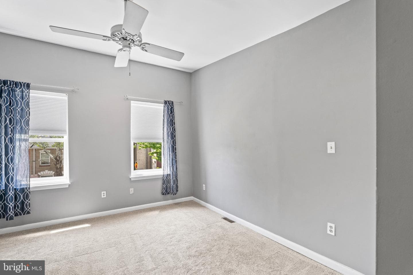 2226 Essex Street photo 21