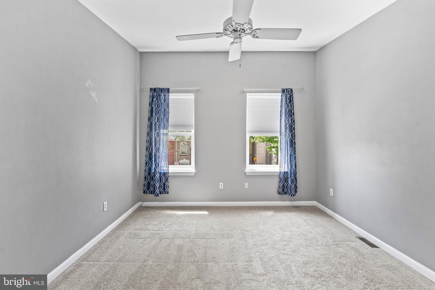 2226 Essex Street photo 24