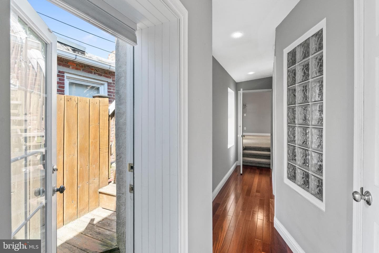 2226 Essex Street photo 30