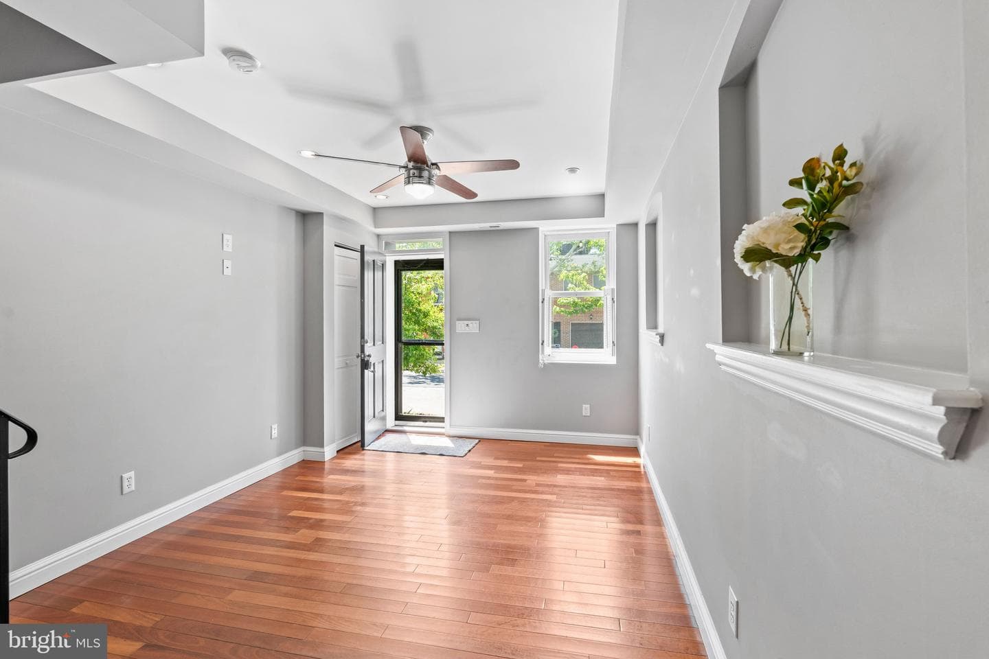 2226 Essex Street photo 31