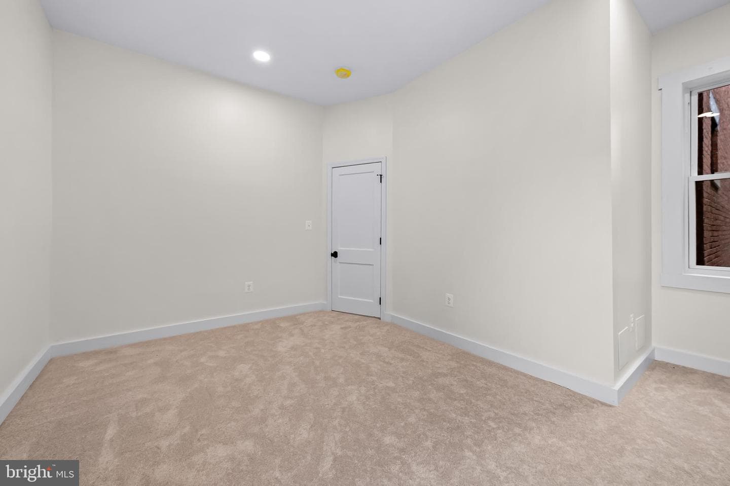 2824 Maryland Avenue photo 24