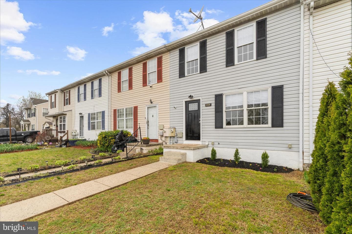1326 Cypress Street photo 3