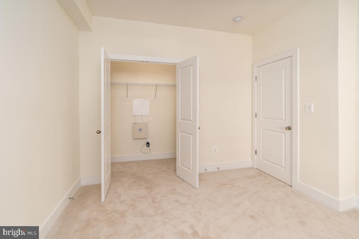 25 S Bethel Street photo 35