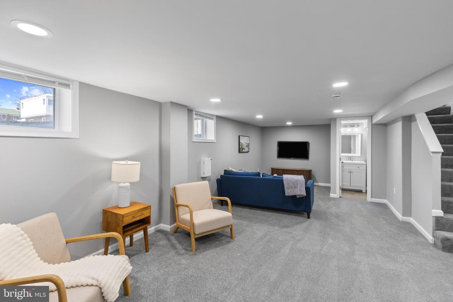 5315 Midwood Avenue photo 23