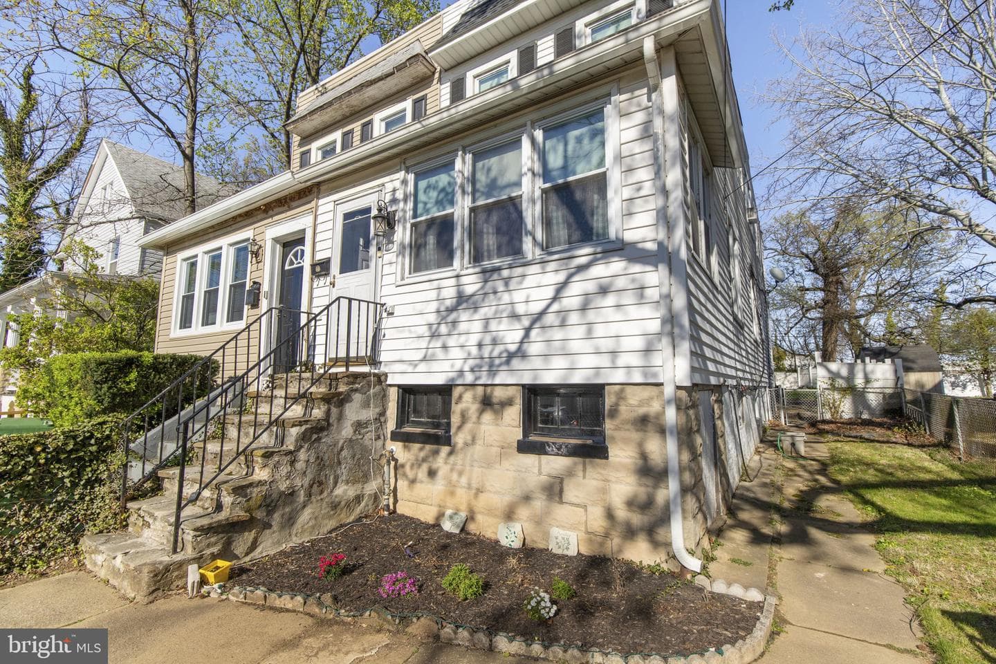 6421 Cedonia Avenue photo 26