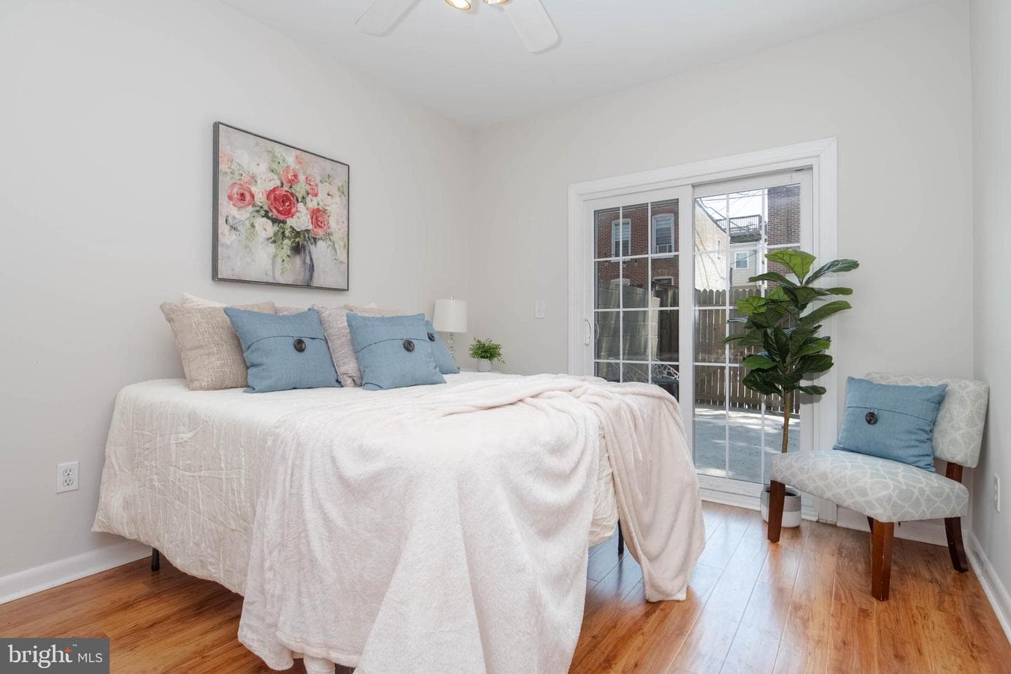 1621 S Charles Street photo 17