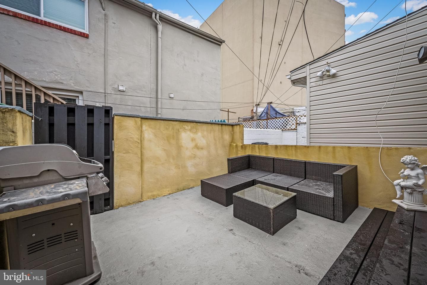 307 S Exeter Street photo 35