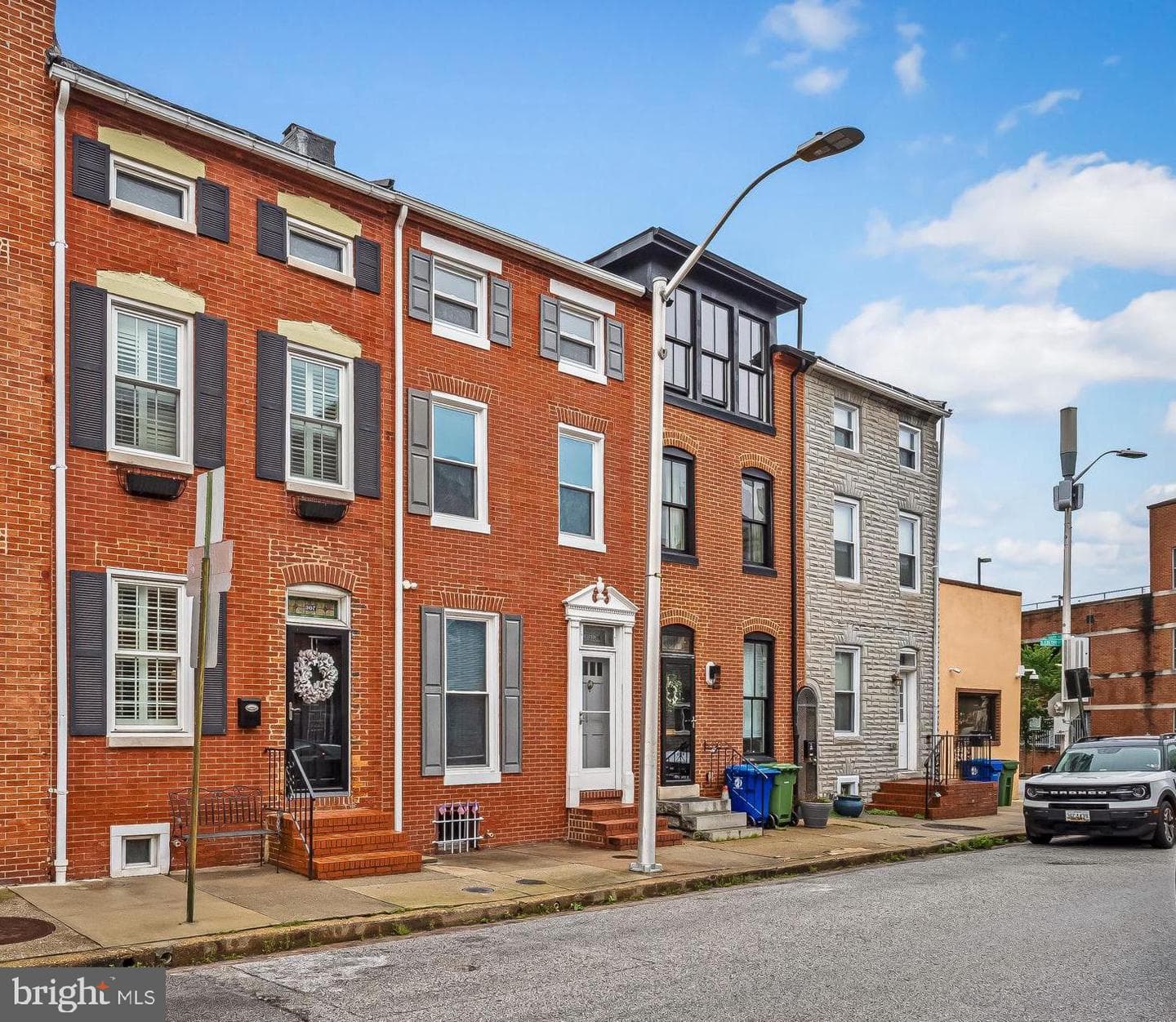 307 S Exeter Street photo 4