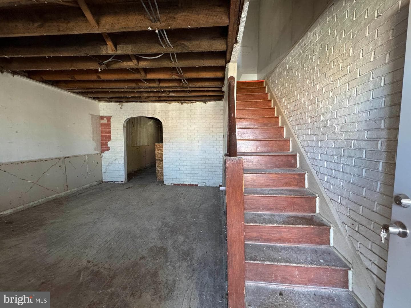 3835 8th Street photo 4
