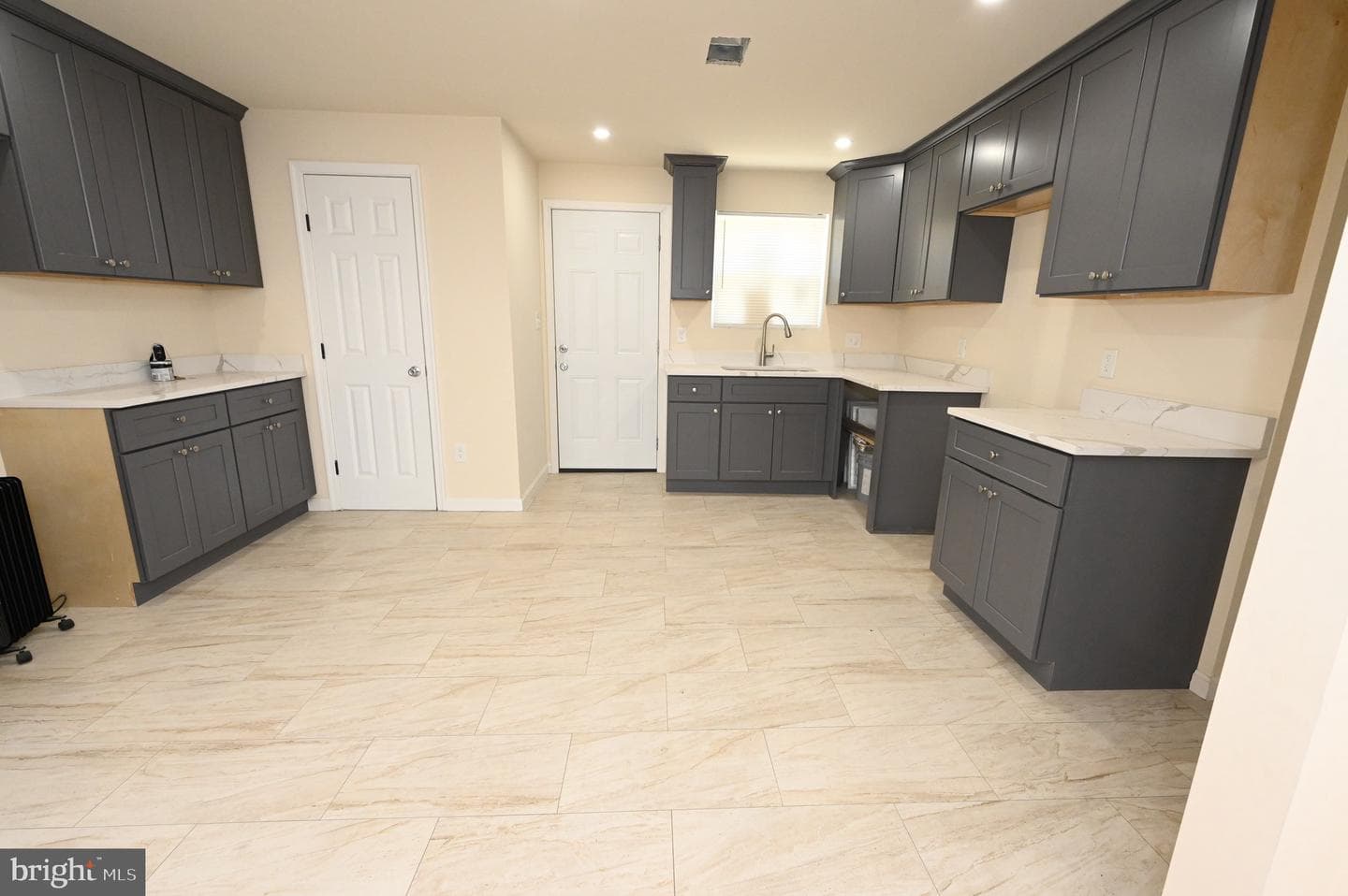 4206 Morrison Court photo 6