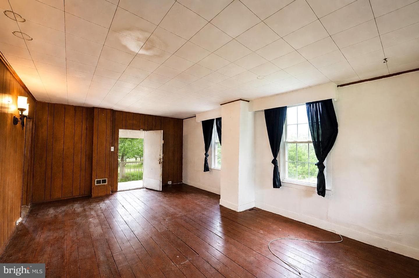 1022 Joh Avenue photo 4