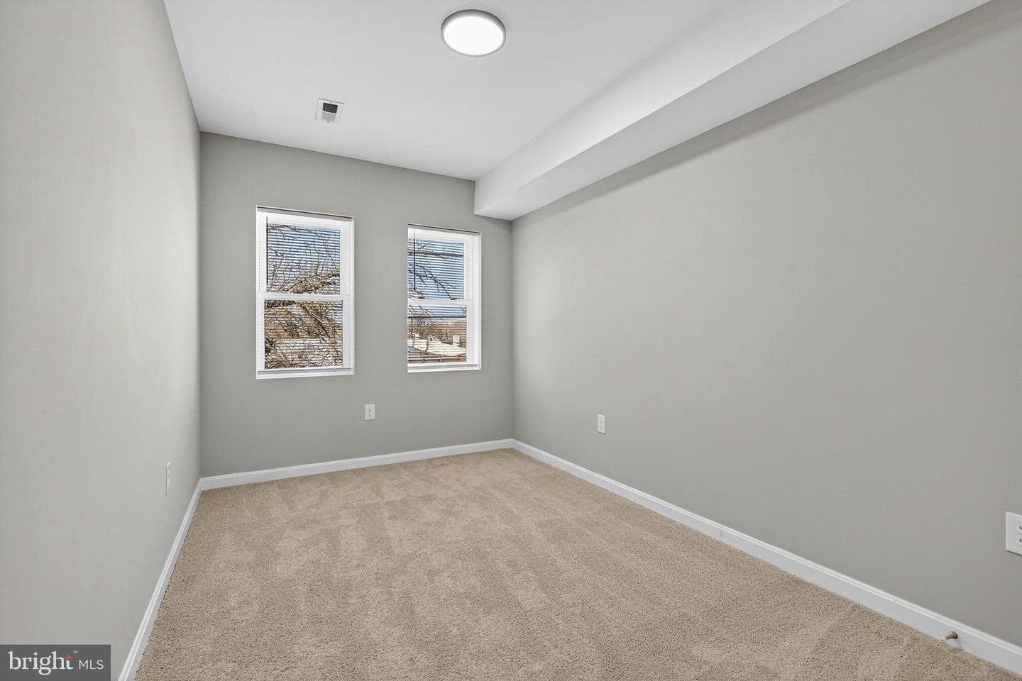 1134 N Fulton Avenue photo 13