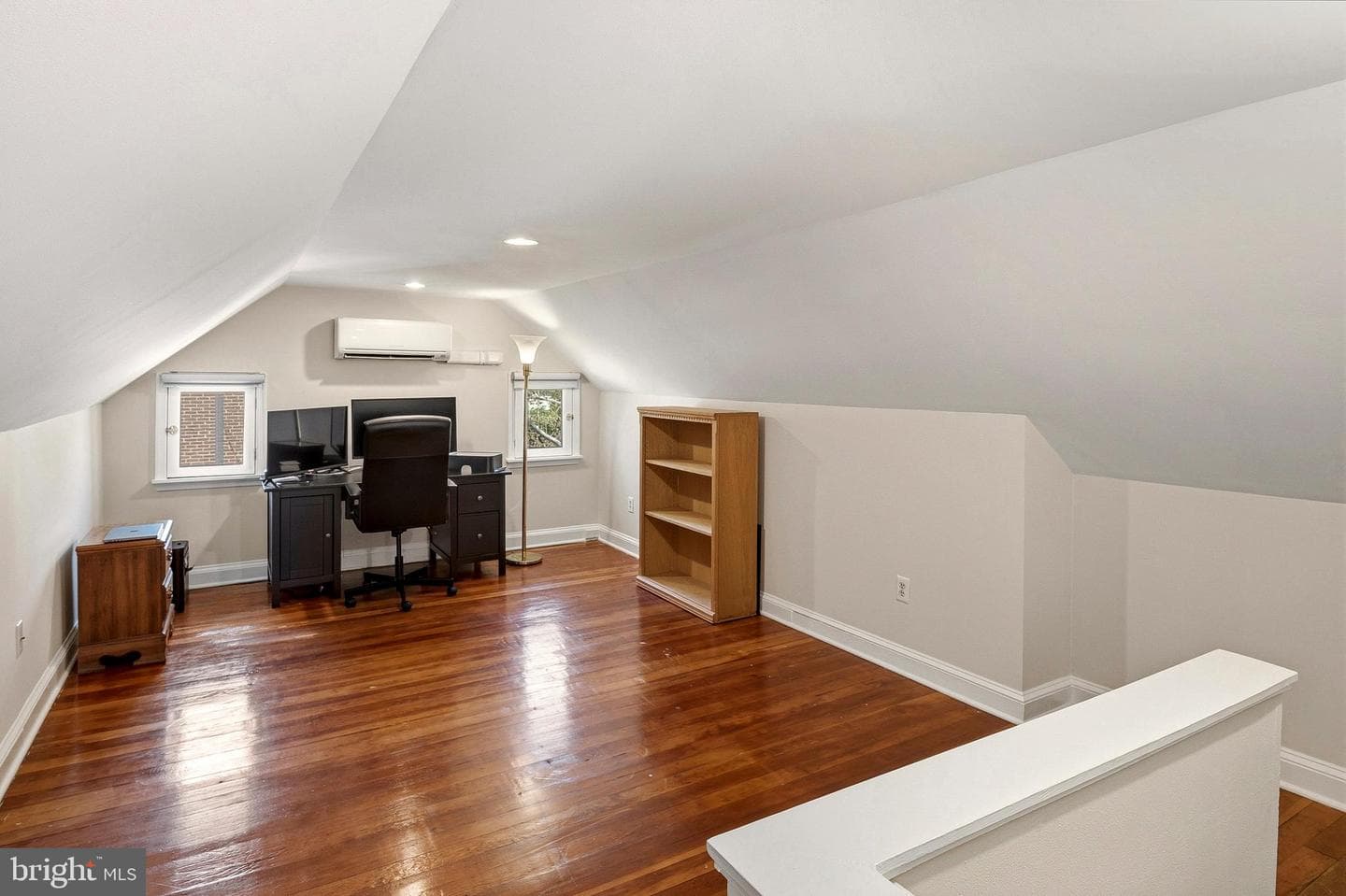 5409 Saint Albans Way photo 32