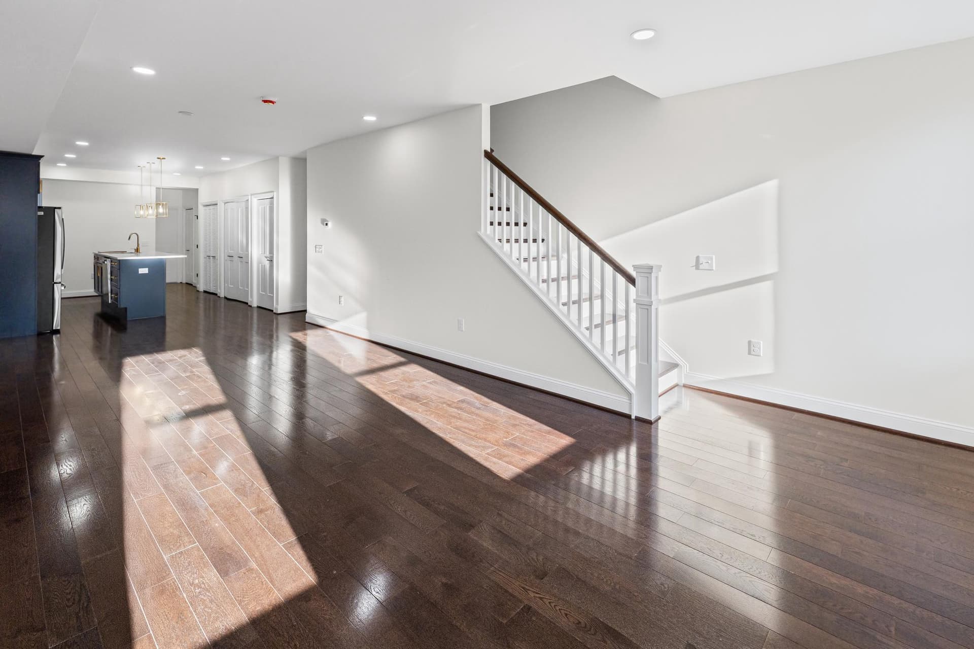532 N Carrollton Avenue photo 4